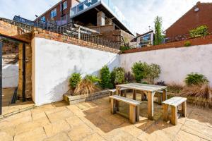 Ocean Pearl - Seaside Sanctuary