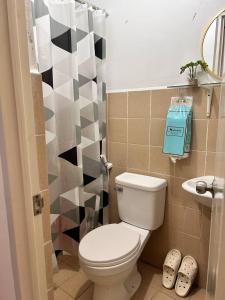 Kaes Place Staycation House near Windmill Farm