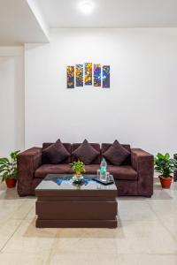 Hotel Warm Welcome - Noida Sector 20