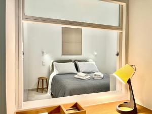 New 1BR Apt modern and light