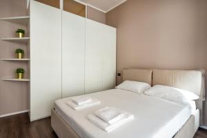 Duomo Apartments B Home - Panoramic Two Bedrooms Apt