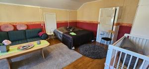 Air contioned and furnished half of semi detached house