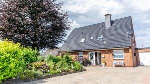 Ferienwohnung Wattlöwe - 3hvězdičkové hotely ve městě Tönning