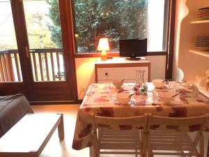Studio Confort 4 Pers. St-Lary Soulan – Balcon Sud, salle musculation, sauna & jacuzzi - FR-1-457-229