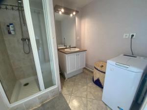 Appartement au face port avec grande terrasse