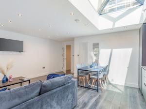 Gascony Getaway - Ukc6961