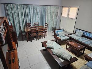 Luxury Meets Convenience Near City & Travel Links