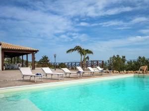 Holiday Home in Sicily with Pool & Garden