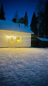 Borealis Forest House with Private Sauna