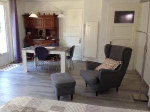 Joli appartement une pièce avec place de parc