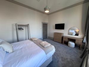 Taobh na Mara - Macaulay Letting