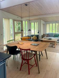 Forest House Near Bakka Harbor And Kadeau