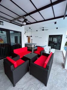 T&A Happy home Huahin