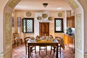 Historic Villa Among Olive Trees Near Assisi