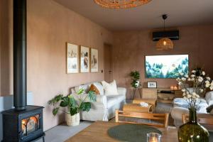 Designer Cabin With Guest House At Lake Mullsjö