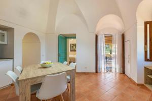 Historical Dammuso With Pool In Pantelleria