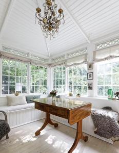 Elegant Romantic Style In Wooden Summer House Near Hornbæk Beach