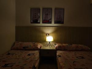 Modern 2-Bedroom Family Apartment with Sea View