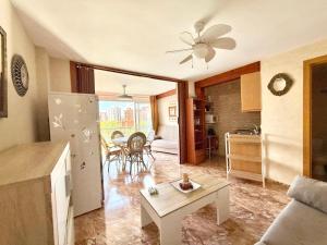 Loix Playmon Park Apartment