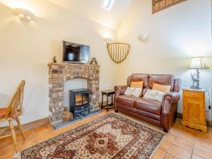Rickyard Cottage- Uk45535