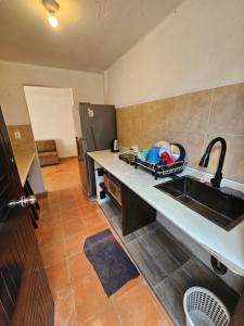 Habitación centrica con baño privado