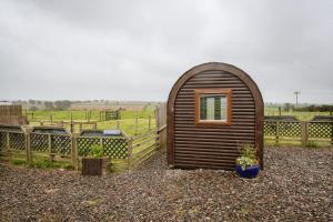 Unit 2 - Carrock View Camping Pod