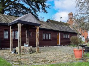 Brooklands Farm Cottage