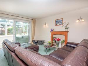 Flower Pots House - Uk39782