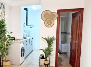 Estudio a 4 min andando de la playa - Benalmadena