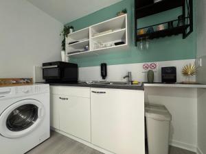 Cosy F2 , Marx Dormoy A WIFI