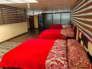 MIDDLEDAY Apartmento