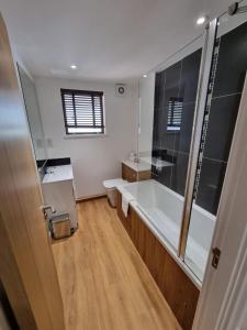 The Avenue Apartment