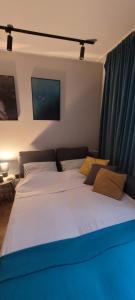 Saska Modern Apartment