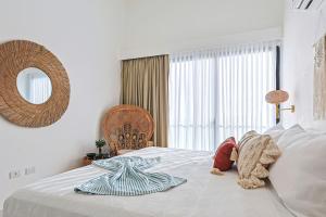 Elegant 2BD, Golf Course Views