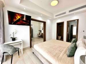 Comfy 1BR Apt, Full AC, Pool.