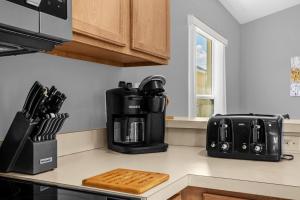 Peaceful Escape Pool and Games