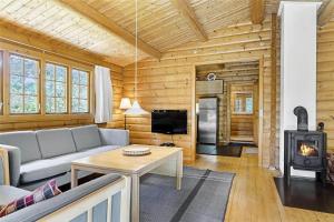 3608 Nexø - Turistvej 74