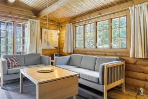 3608 Nexø - Turistvej 74