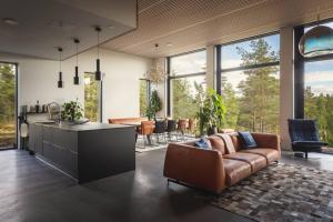 Stay North - Kukkula