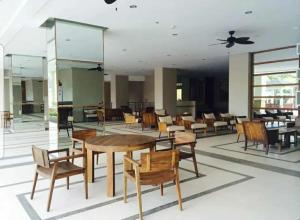 1BR LaVerti Cloud Nine Suite Family Affordable Staycation