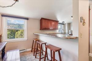 Lodge Condo 14