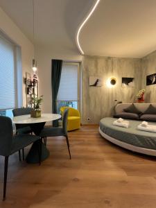 Habemus Loft -The Circle raffinato ed esclusivo Art-loft open space nel cuore storico pedonale di Trieste