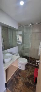 Laureles City Retreat, Cold AC