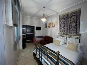 Tiempo entre culturas-Time machine