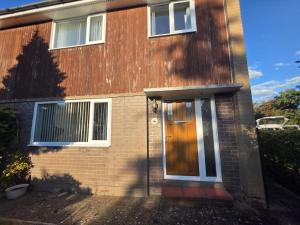 Lovely 3 Bedroom House 5 Minutes M6 or Carlisle