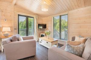 Hazel Lodge - High Borrans Farm