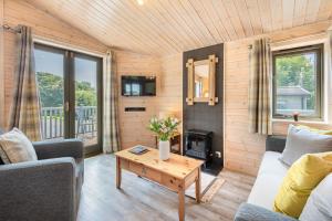 Dell Lodge - High Borrans Farm