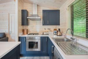 Grove Lodge - High Borrans Farm