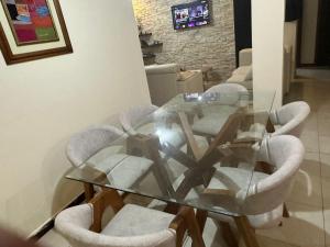 hermoso departamento tres dormitorios con jacuzzi y area barbiqui