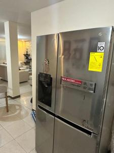 hermoso departamento tres dormitorios con jacuzzi y area barbiqui